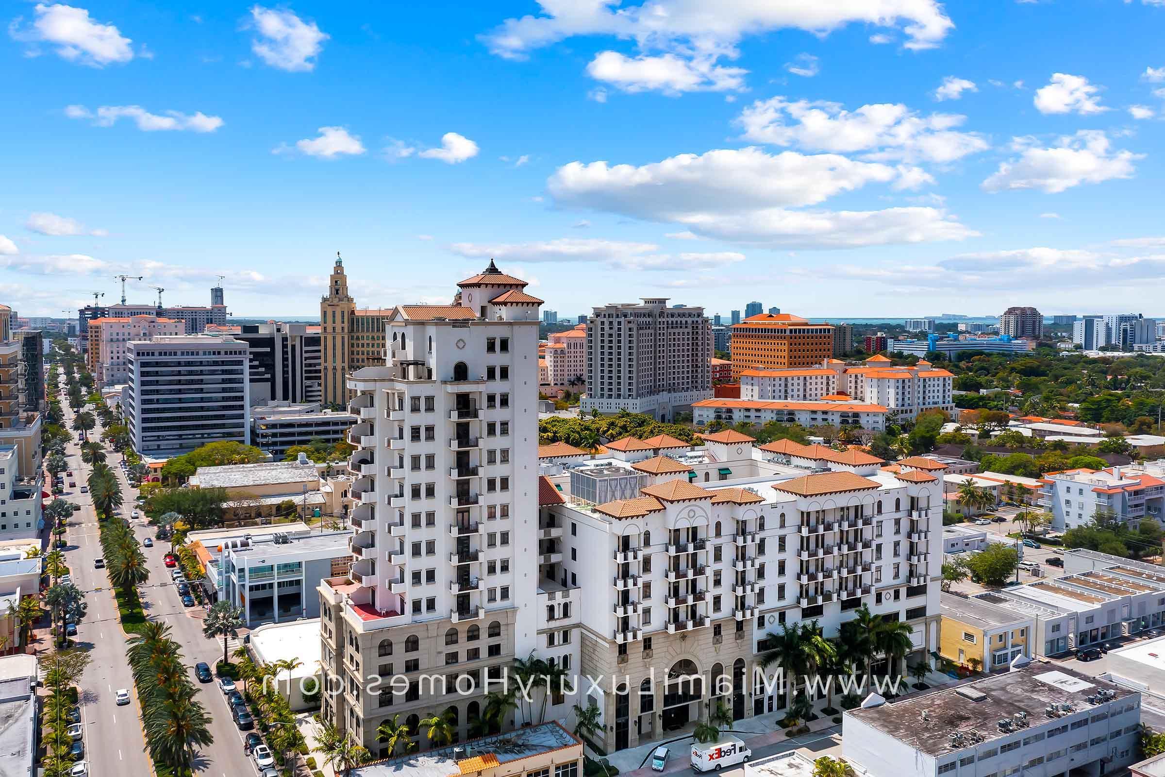 Ponce Tower Condos